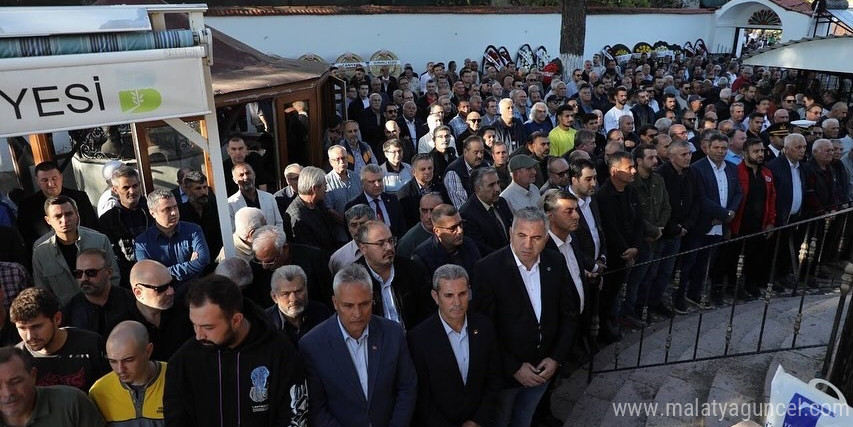 Eski TARİŞ Zeytin ve Zeytinyağı Birliği Başkanı Cahit Çetin son yolculuğuna uğurlandı