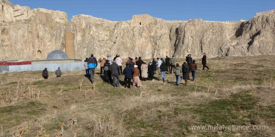 Eski Van Şehri’nde geçmişin izlerine yolculuk