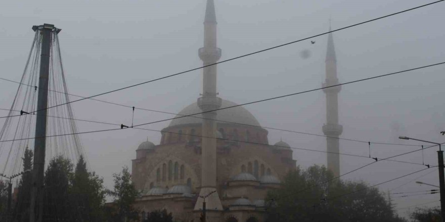 Eskişehir güne ‘Sis’ altında başladı