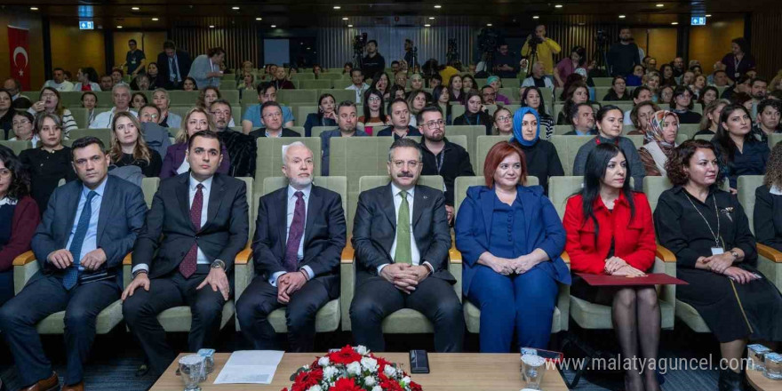 Eskişehir Şehir Hastanesi, tüm bloklarıyla akredite olan ilk şehir hastanesi oldu