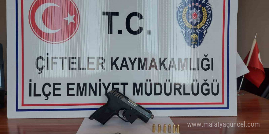 Eskişehir’de bir şahsı silahla yaralayan şüpheli kıskıvrak yakalandı