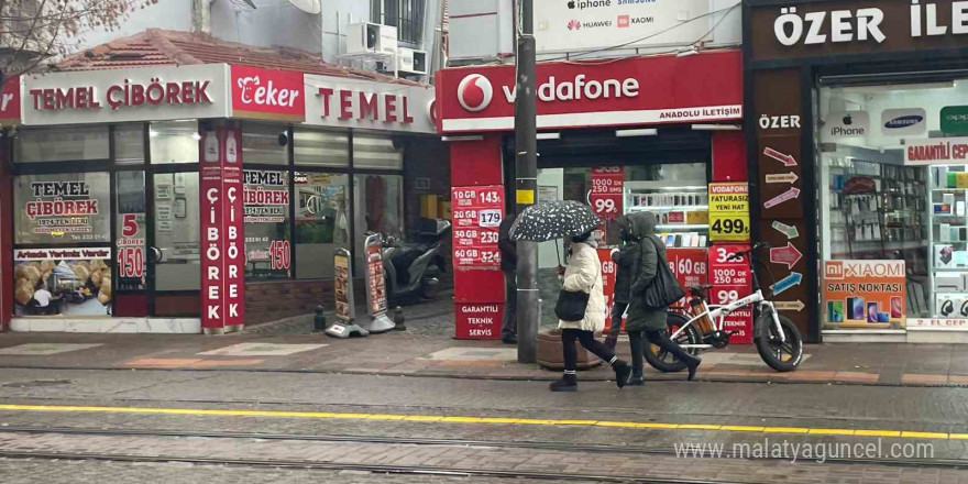 Eskişehir’de yağış etkili oldu