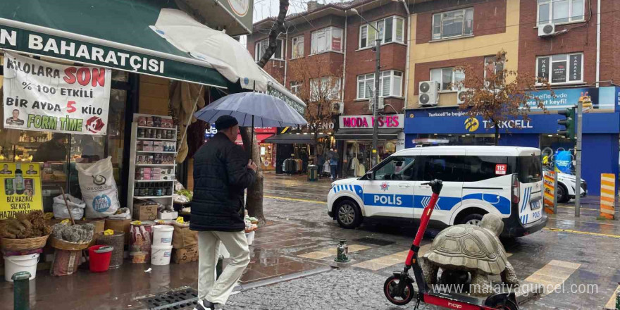 Eskişehir’de yağmur kent merkezinde yoğunluğu azalttı