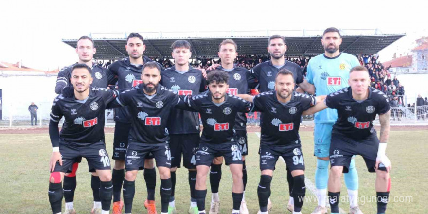 Eskişehirspor, Akşehir deplasmanında liderliği kaptırdı