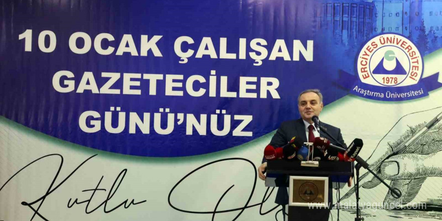 Fatih Altun: 'Dünya çapında ilk 500’de üniversite olma yolunda parametrelerimizin yükseliyor'