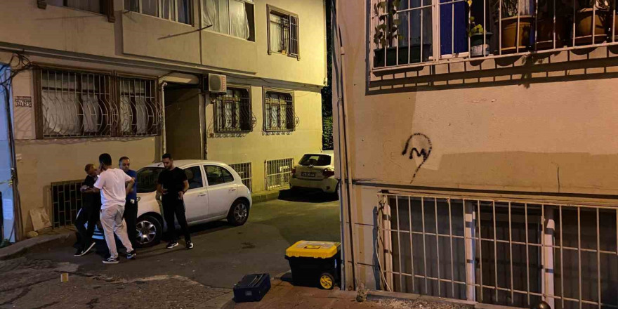 Fatih’te şüpheli şahıs polise ateş açtı