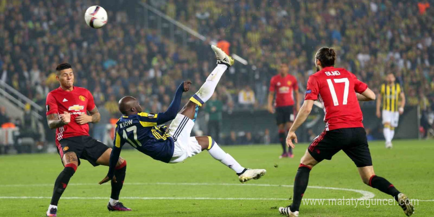 Fenerbahçe, 8 yıl sonra Manchester United’ı konuk edecek