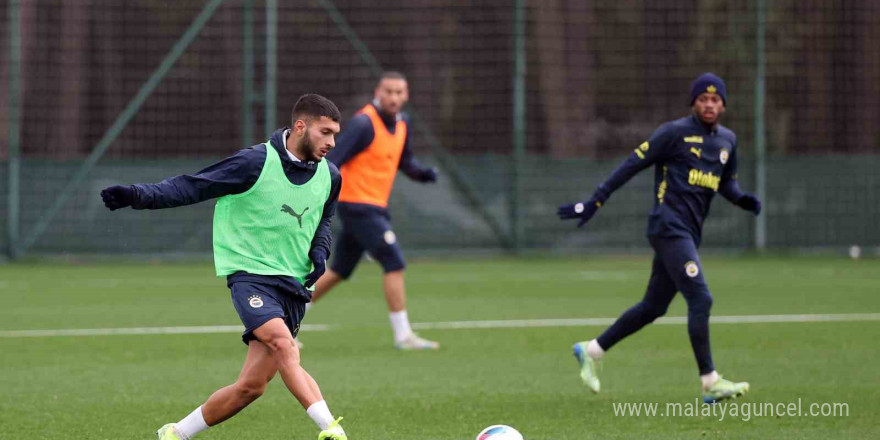 Fenerbahçe, Başakşehir maçı hazırlıklarına başladı