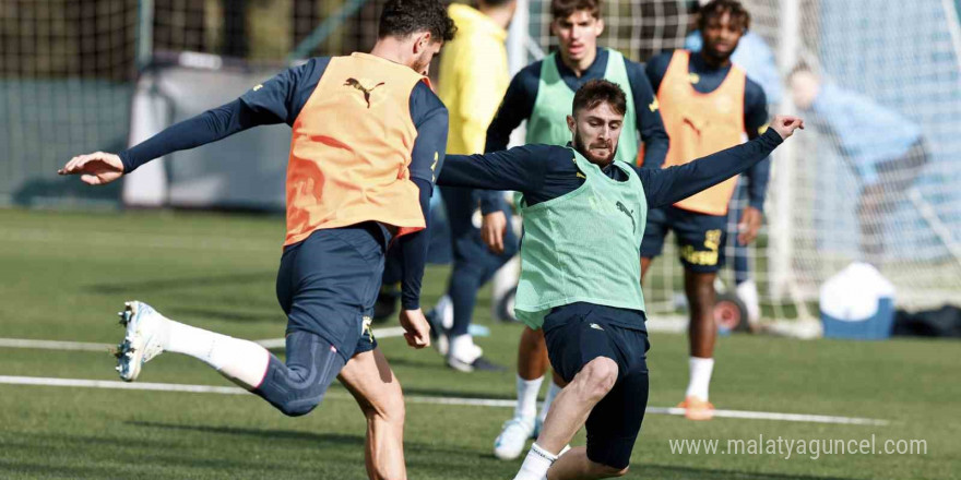 Fenerbahçe, Trabzonspor maçı hazırlıklarını sürdürdü