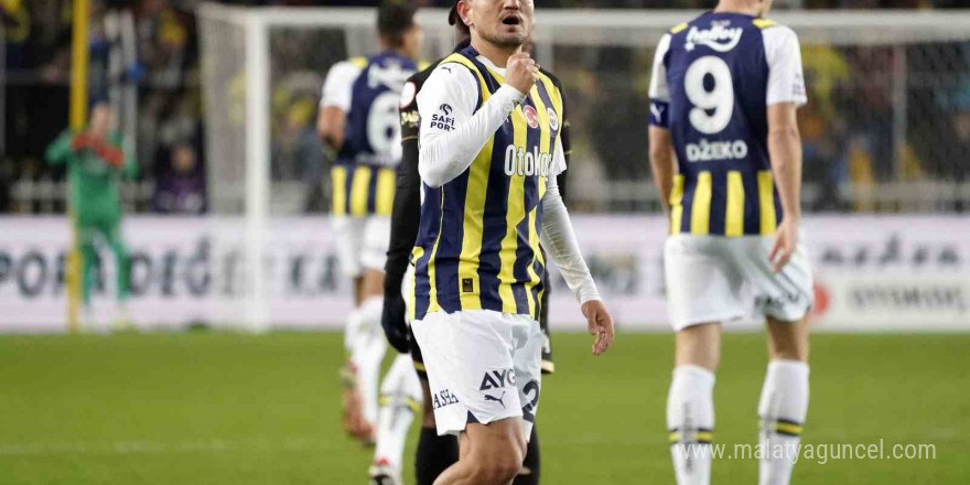 Fenerbahçe’ye Cengiz Ünder ve Oosterwolde’den kötü haber