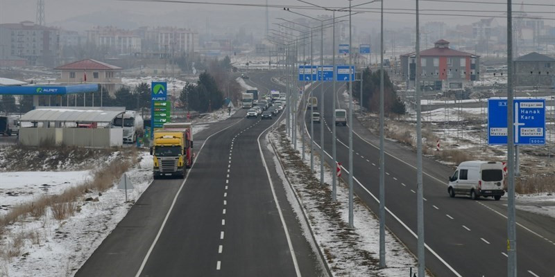 ’Fermuar Sistemiyle Yaşama Yol Ver’