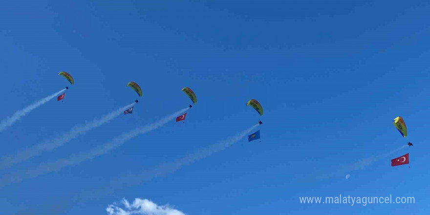 Fethiye 24. Hava Oyunları Festivali’nde uçuşlar başladı