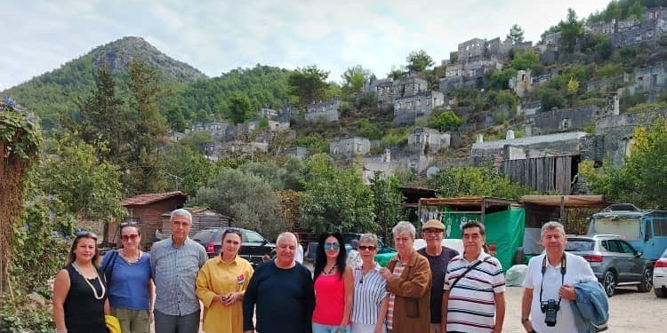 Fethiye Sanat Günleri etkinlikleri Kayaköy gezisi ile sona erdi