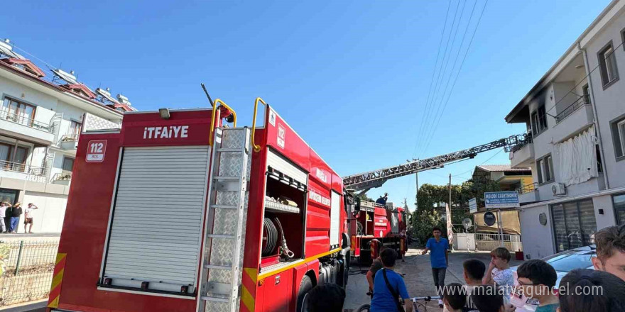 Fethiye’de çakmakla oyun yangın çıkardı