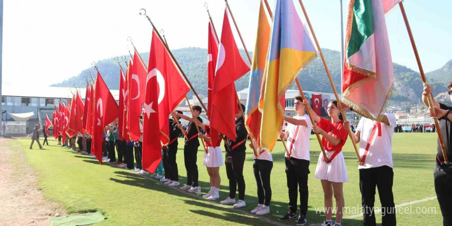 Fethiye’de Cumhuriyet Bayramı kutlandı