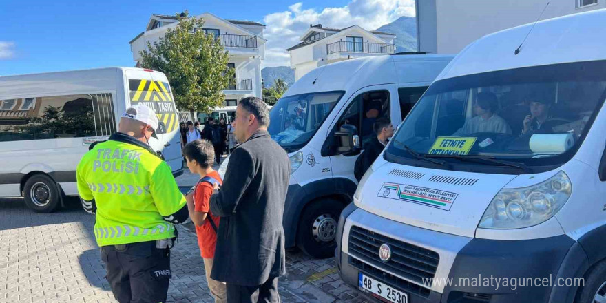 Fethiye’de öğrenci servislerine yoğun denetim