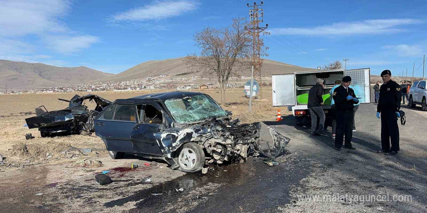 Fiat Tofaş otomobil baba ve oğluna mezar oldu