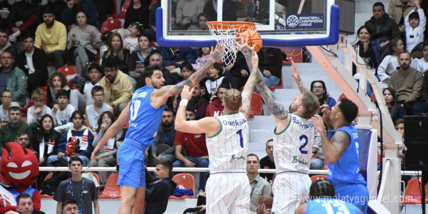 FIBA Şampiyonlar Ligi: Aliağa Petkimspor: 56 - Unicaja: 108