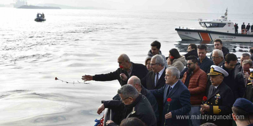 Fırtınada batan Kafkametler’in mürettebatına gıyabi cenaze namazı kılındı