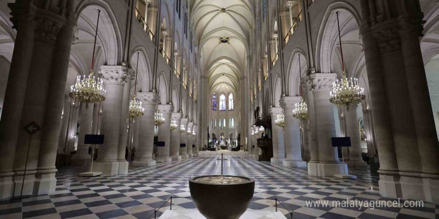 Fransa’nın 861 yıllık Notre-Dame Katedrali’nde yenileme çalışmaları tamamlandı