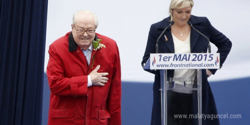 Fransa’nın eski aşırı sağ lideri Jean-Marie Le Pen 96 yaşında hayatını kaybetti