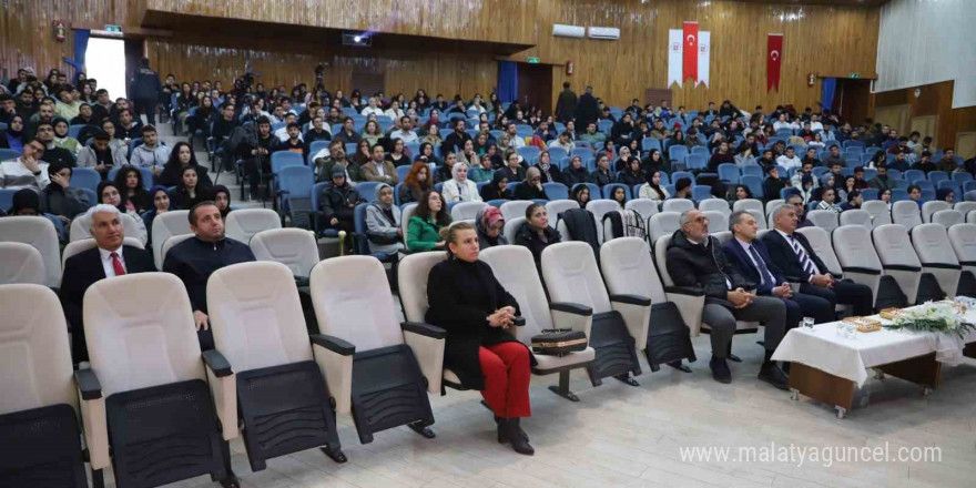 FÜ’de  “Bağımlılık ve Bağımlılıkla Mücadele” paneli düzenlendi