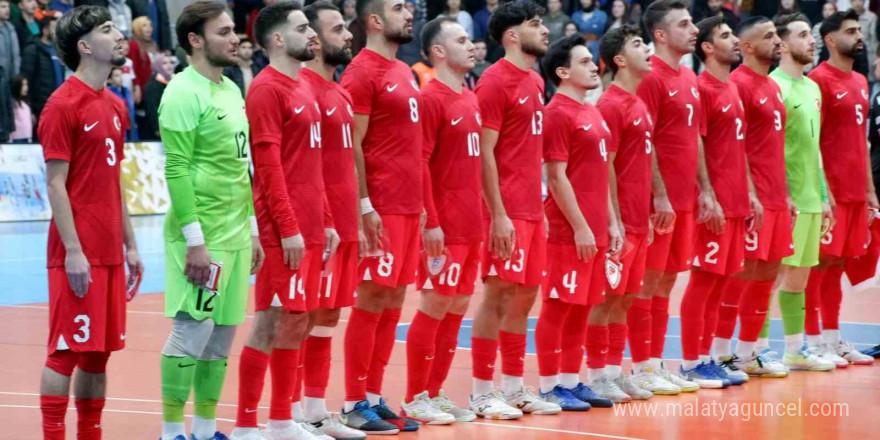 Futsal Milli Takımı grup elemelerine mağlubiyetle başladı