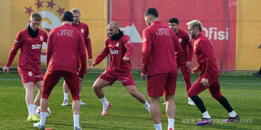 Galatasaray, Ajax maçı hazırlıklarını sürdürdü