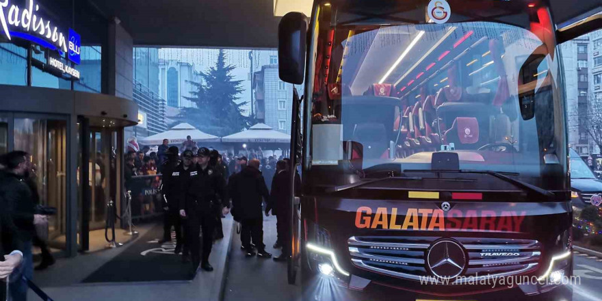 Galatasaray kafilesi Kayseri’de