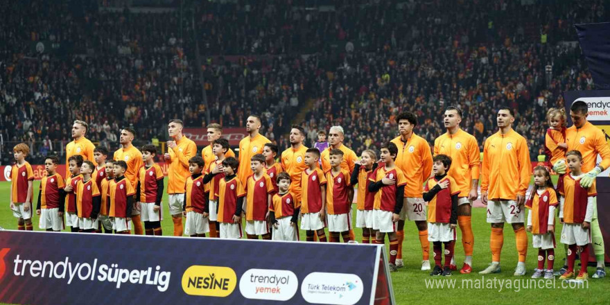 Galatasaray’da 3 değişiklik