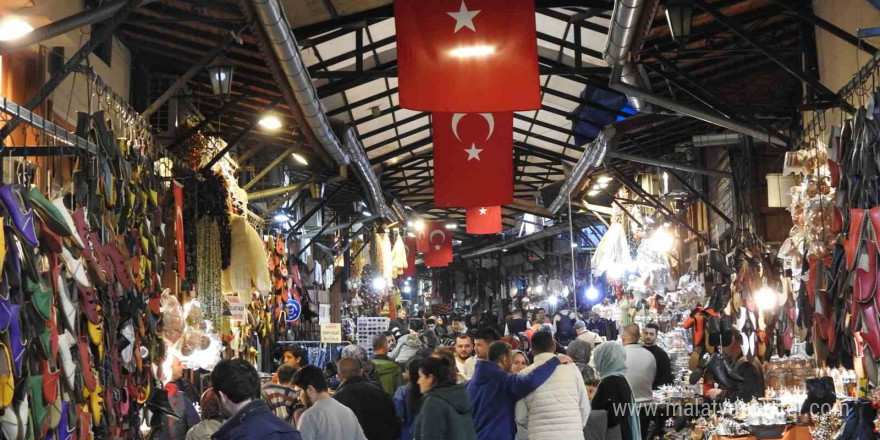 Gaziantep’in tarihi mekanları ara tatilde turist akınına uğradı