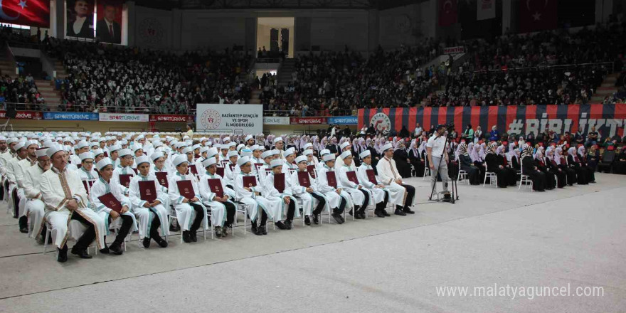 Gaziantep’te 227 hafızlık öğrencisi icazet belgesi aldı