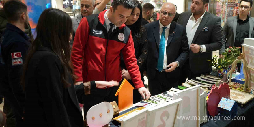 Gaziantep’te engelli bireylerin el emeği ürünleri sergilendi