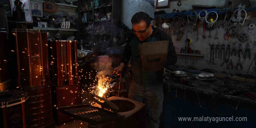 Gaziantep’te havaların soğumasıyla soba satışları arttı