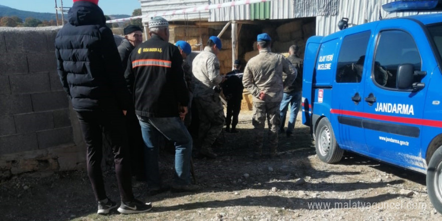 Gediz’de haftalardır kayıp olan kadın samanlıkta ölü bulundu