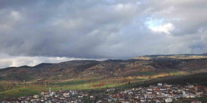 Gediz’de kayıp kadından 3. haftasında da bir iz bulunamadı