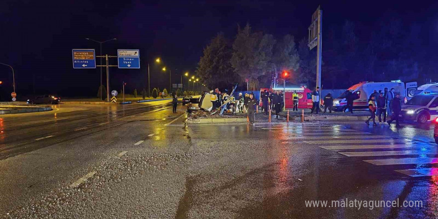 Gediz’deki kazada karı koca hayatlarını kaybetti