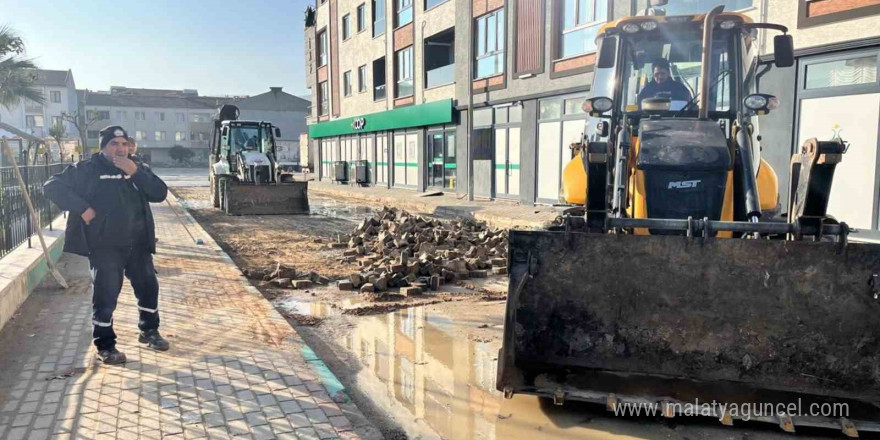 Gemlik Belediyesi’nden asfalt ve kaldırım atağı