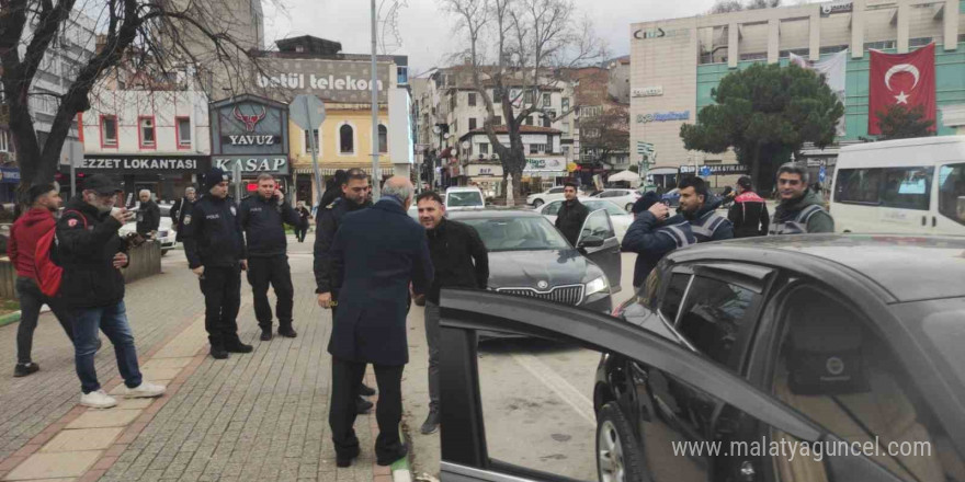 Gemlik’te sıkı denetim: 5 şüpheli yakalandı, 21 araç sürücüsüne ceza yağdı