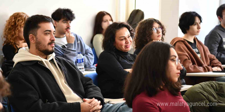 Gençlere sürdürülebilir kalkınma amaçları anlatıldı