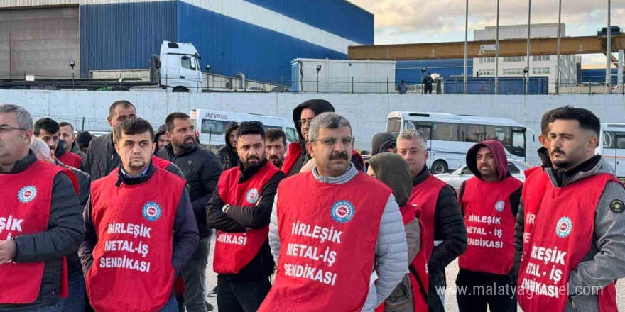 Gesbey işçileri haksız işten çıkarmaları protesto etti