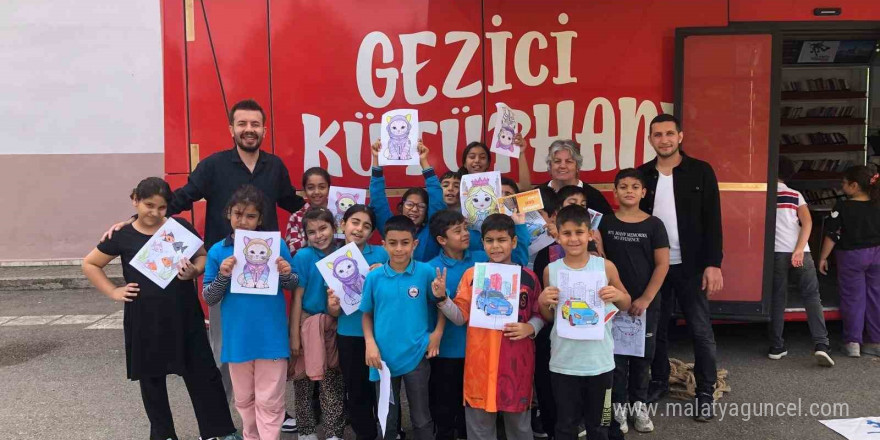 Gezici Kütüphane’den 12 bin kişiye hizmet