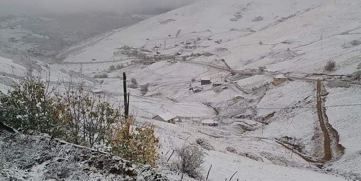 Giresun’un yüksek kesimlerinde kar yağışı etkisini gösterdi