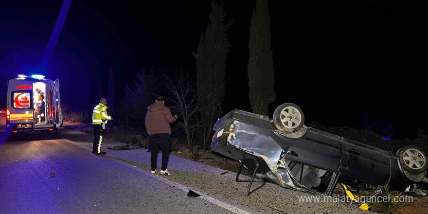 Gizli buzlanma kazaya neden oldu: Takla atan araçta 1 kişi yaralandı