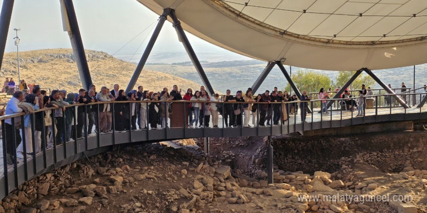 Göbeklitepe, ara tatilde günlük 10 bin ziyaretçi ağırladı