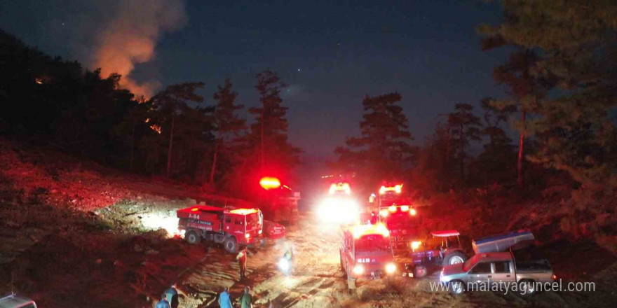 Gökova’nın ‘Deli Mehmet’i alevlerin sönmesine izin vermiyor