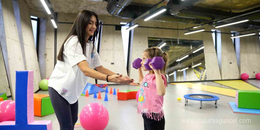 Gölbaşı Belediyesi, çocukların fiziksel ve sosyal gelişimlerini desteklemek amacıyla 'FitKids' projesini hayata geçiriyor