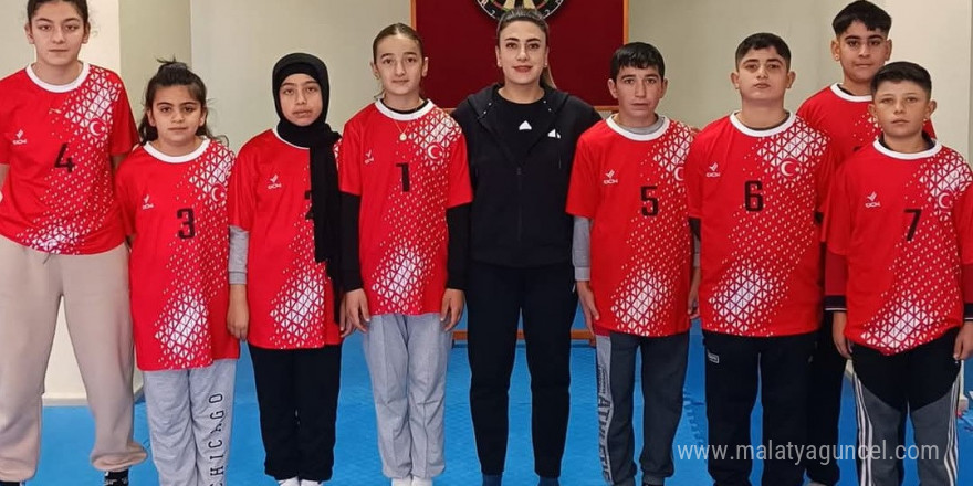 Gölbaşı’nda dart grup müsabakaları yapıldı