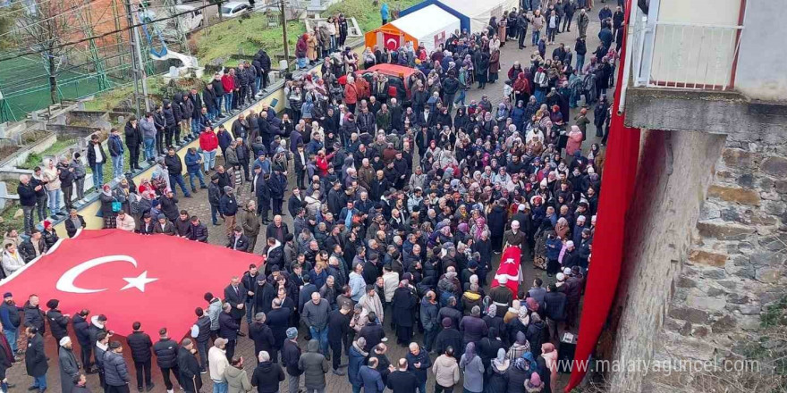 Görevi başında kalp krizi geçiren Uzman çavuş memleketi Giresun’da son yolculuğuna uğurlandı