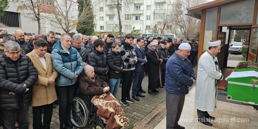 Gözyaşları arasında son yolculuğuna uğurlandı